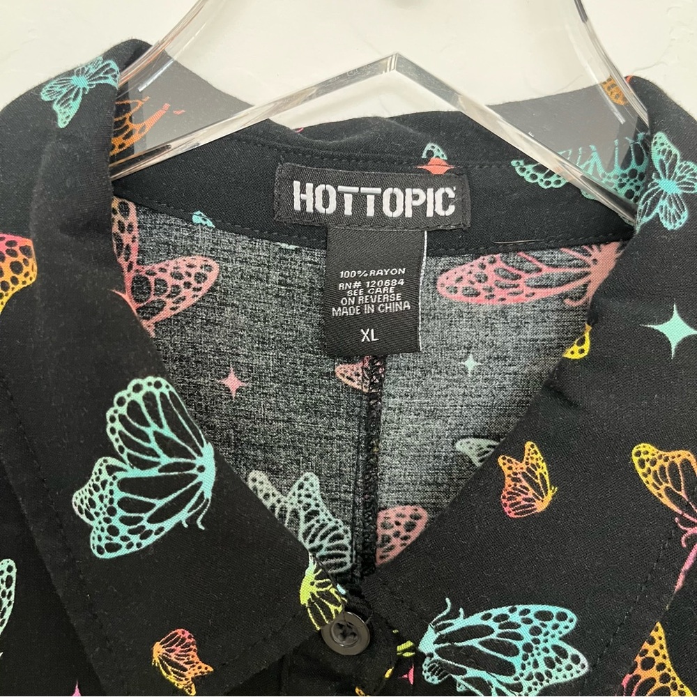 Hot Topic Butterfly Print Button-Up Shirt Black XL - Picture 7 of 10